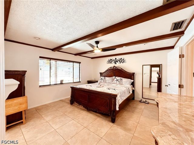 196 E Mariana AVE, North Fort Myers, FL 33917