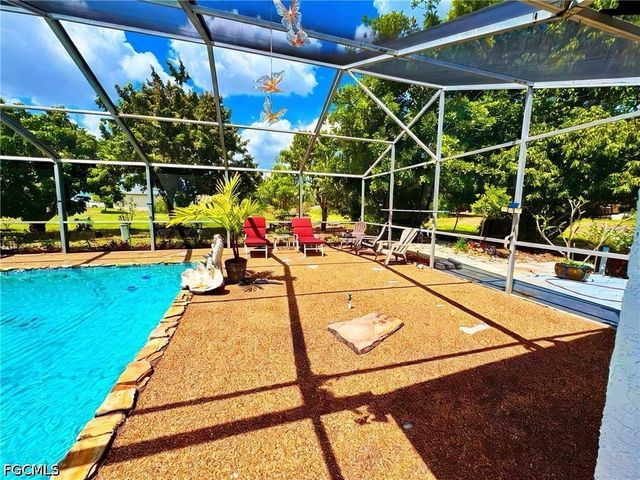 196 E Mariana AVE, North Fort Myers, FL 33917