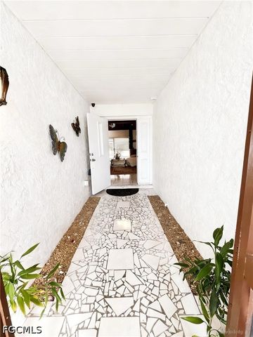 196 E Mariana AVE, North Fort Myers, FL 33917