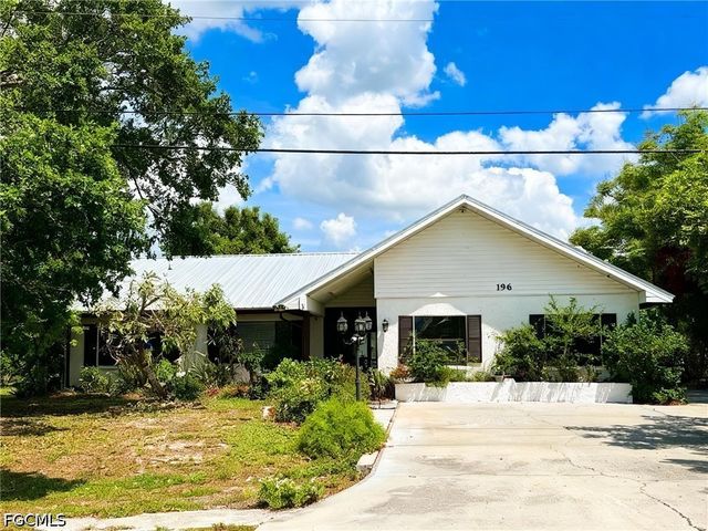 196 E Mariana AVE, North Fort Myers, FL 33917