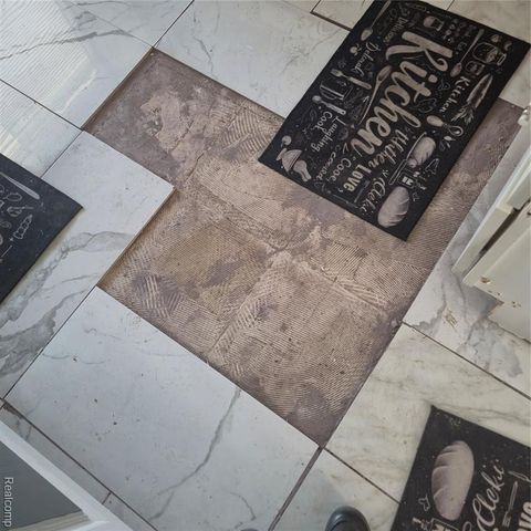 9360 Cheyenne Street, Detroit, MI 48228