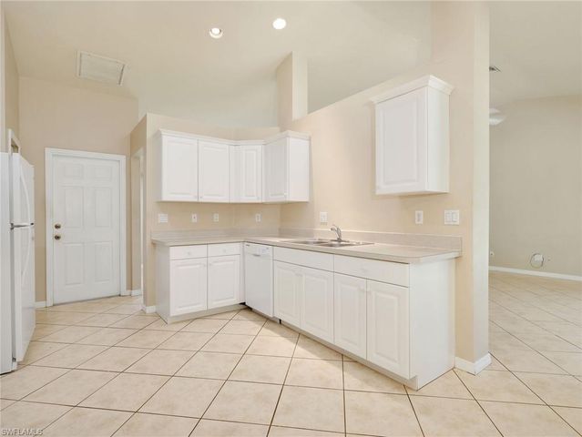 9299 Crocus CT, Fort Myers, FL 33967