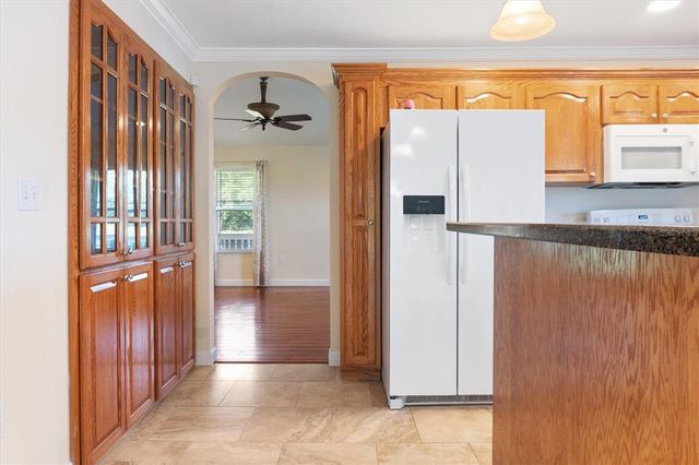 9910 S SANTA FE AVENUE, Trenton, FL 32693