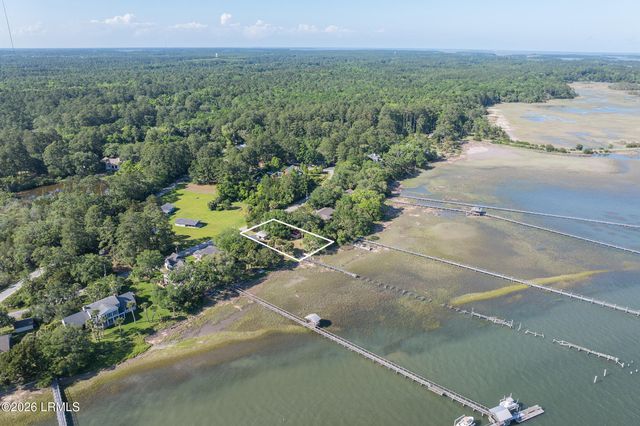 17 Ulmer Drive, Bluffton, SC 29910