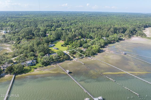 17 Ulmer Drive, Bluffton, SC 29910