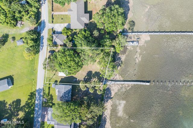 17 Ulmer Drive, Bluffton, SC 29910
