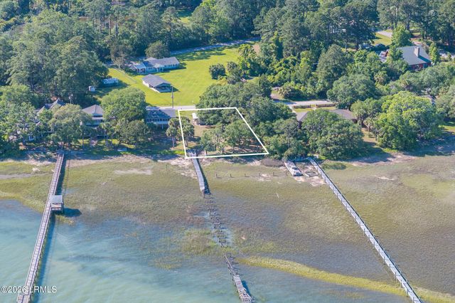 17 Ulmer Drive, Bluffton, SC 29910