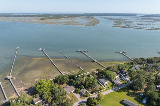 17 Ulmer Drive, Bluffton, SC 29910