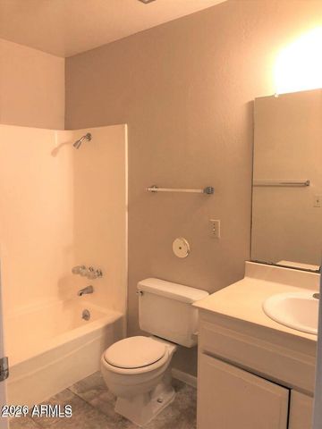 1203 E NORTHSHORE Drive 130, Tempe, AZ 85283