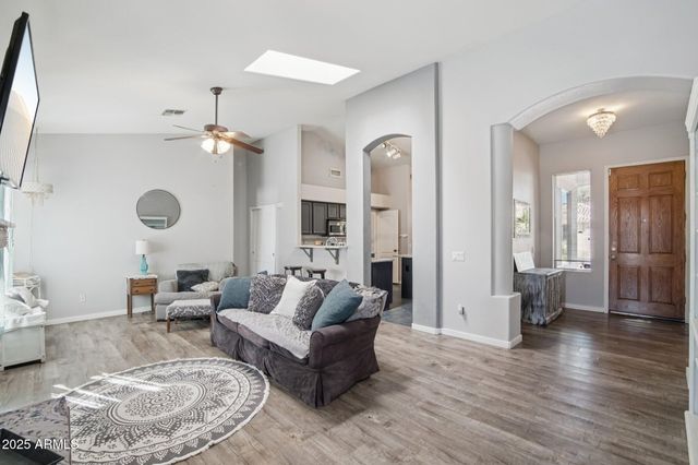 20805 N 42ND Avenue N, Glendale, AZ 85308