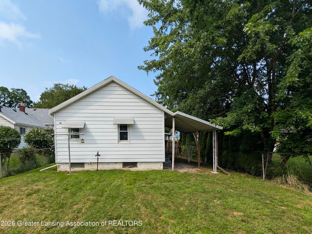 226 E Jackson Street, Lansing, MI 48906