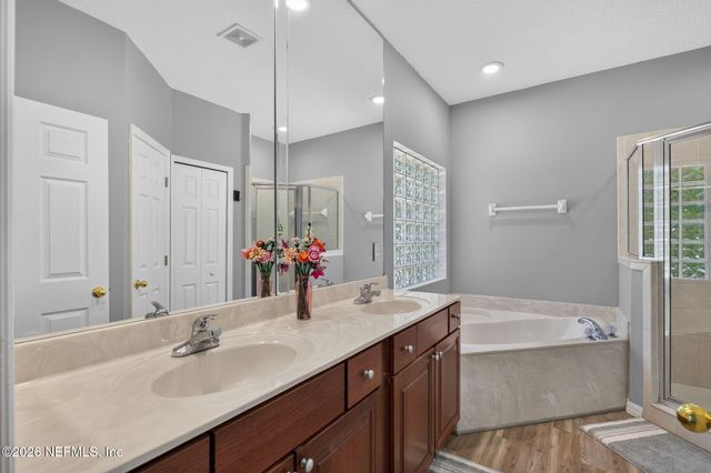 9648 BEMBRIDGE MILL Drive, Jacksonville, FL 32244