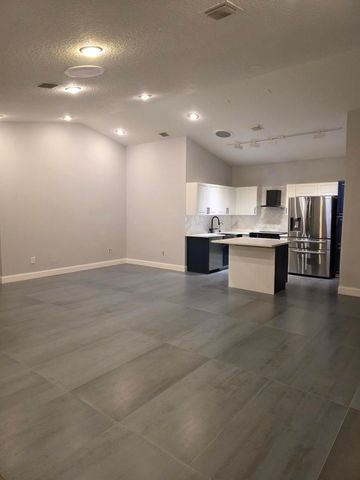 5852 Eagle Cay Terrace, Coconut Creek, FL 33073