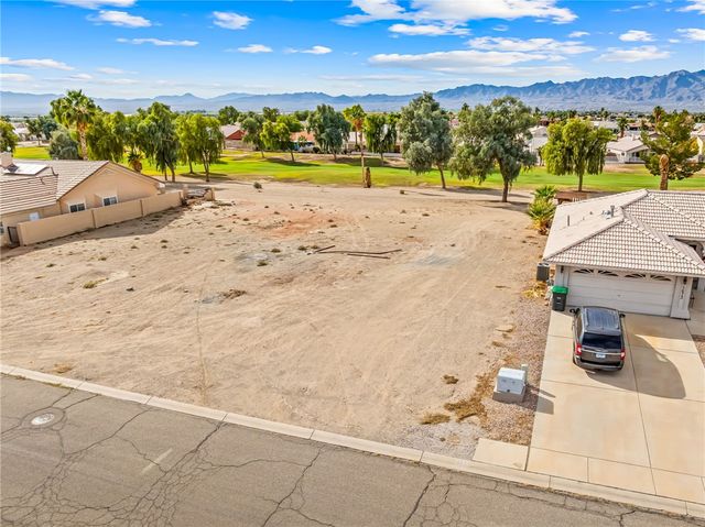 5675 S Club House Drive, Fort Mohave, AZ 86426