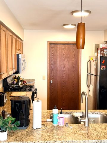 1159 E Addison Avenue, Lombard, IL 60148