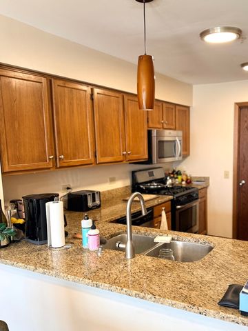 1159 E Addison Avenue, Lombard, IL 60148