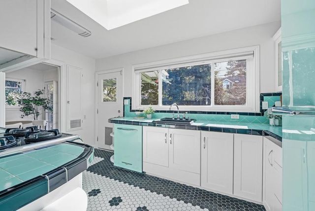 2306 Peachtree Lane, San Jose, CA 95128