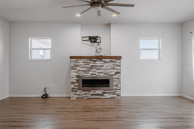 271 WHITE CLIFF BOULEVARD, Auburndale, FL 33823