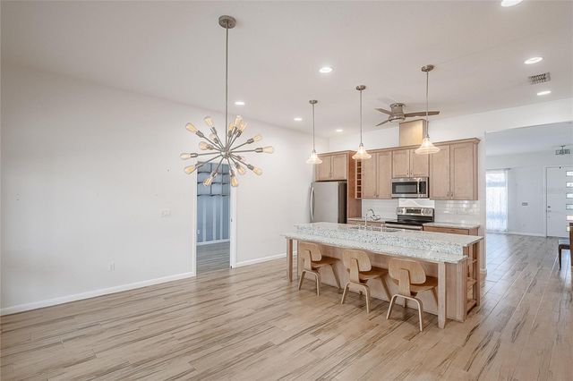 271 WHITE CLIFF BOULEVARD, Auburndale, FL 33823