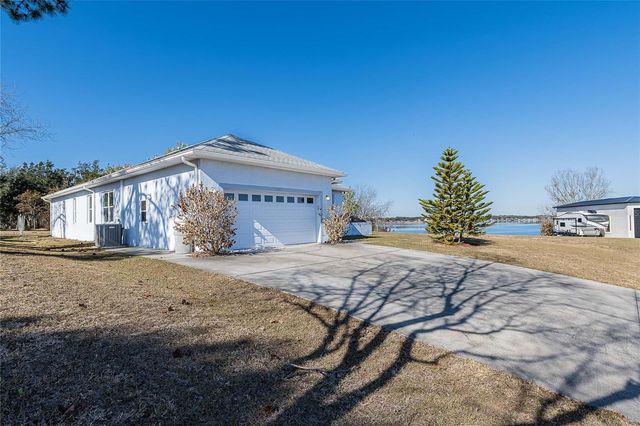 271 WHITE CLIFF BOULEVARD, Auburndale, FL 33823