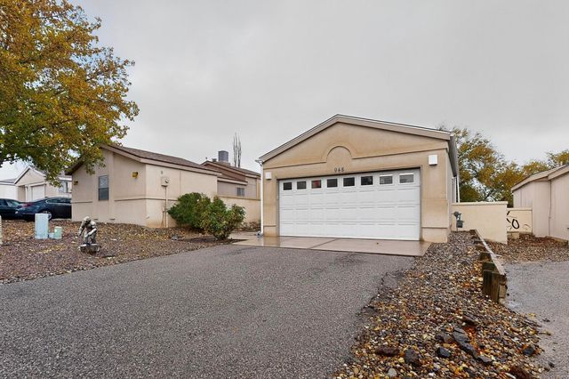 948 Charles Drive NE, Rio Rancho, NM 87144