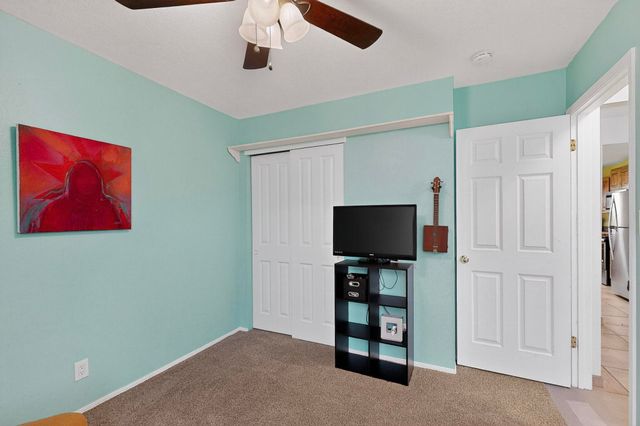 948 Charles Drive NE, Rio Rancho, NM 87144