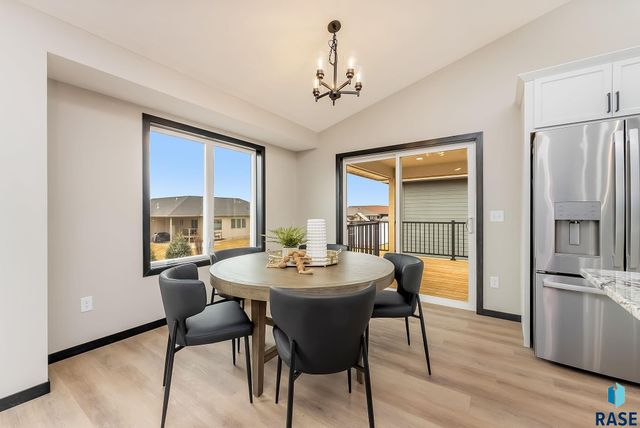 6629 E 49th St Street, Sioux Falls, SD 57110