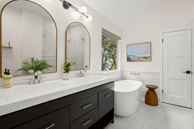 12802 Bivins CT, Austin, TX 78732