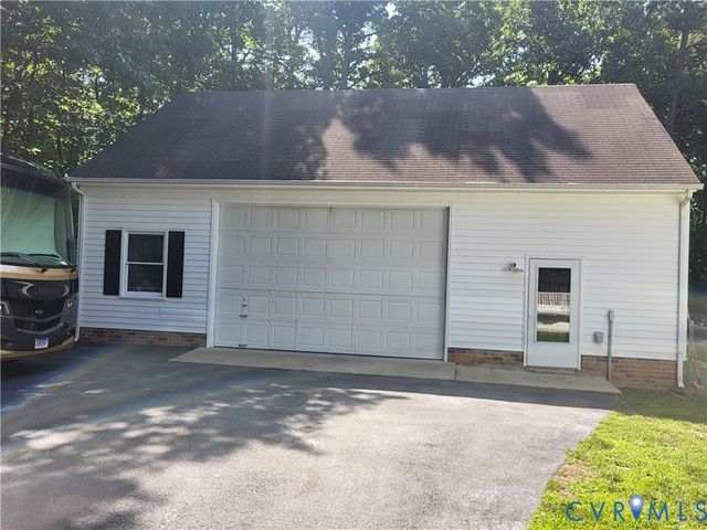 13521 Bailey Bridge Rd, Midlothian, VA 23112
