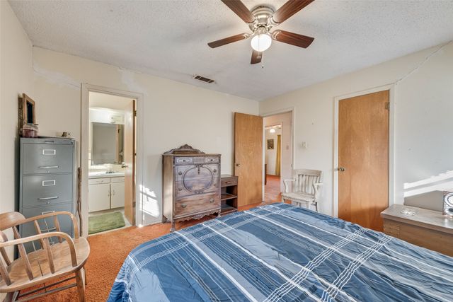 110 Hackberry Street, Lancaster, TX 75146