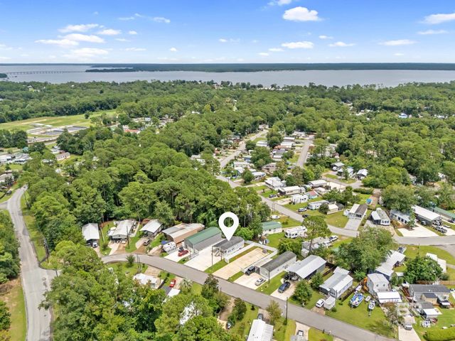 297 Buena Vista Circle, Lillian, AL 36549