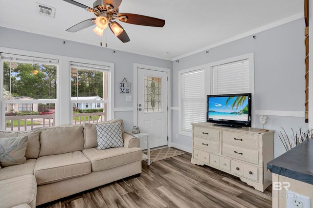 297 Buena Vista Circle, Lillian, AL 36549