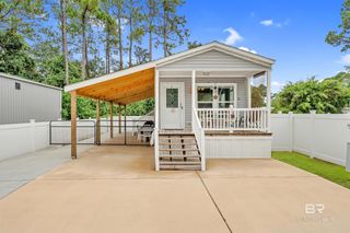 297 Buena Vista Circle, Lillian, AL 36549