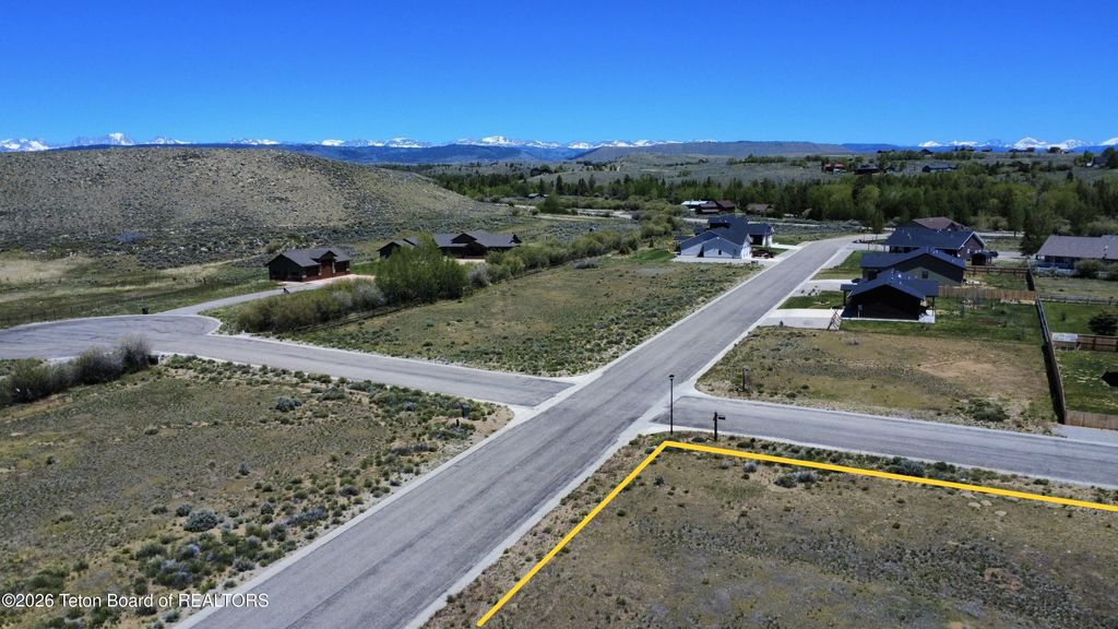 TBD ARROYO Avenue, Pinedale, WY 82941 photo 2