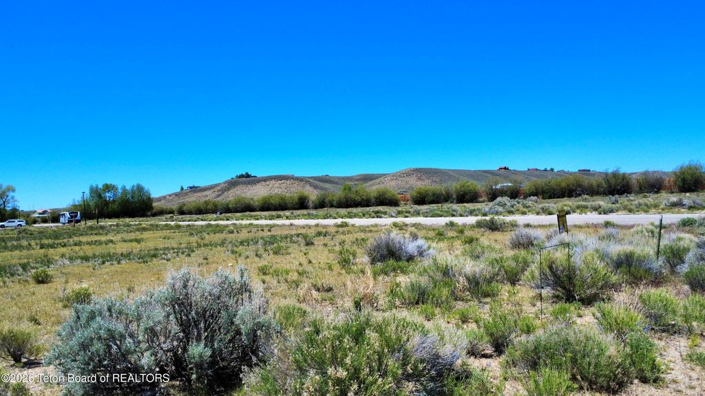 TBD ARROYO Avenue, Pinedale, WY 82941 photo 5
