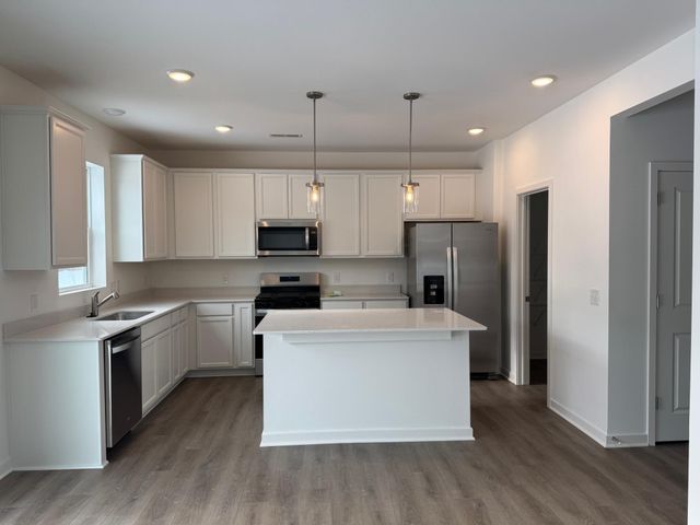 4971 Airlake Drive, Woodbury, MN 55129