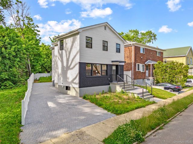 15703 Locke Avenue, Whitestone, NY 11357