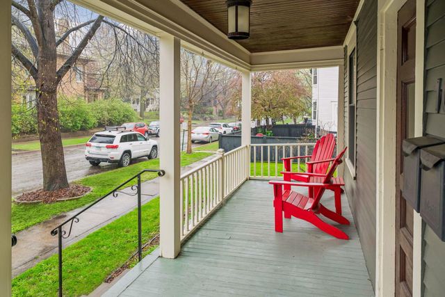 105 Milton Street S, Saint Paul, MN 55105