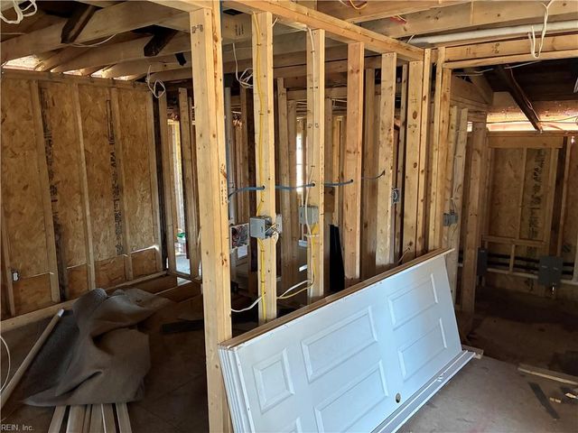 121 Allen RD, Portsmouth, VA 23702