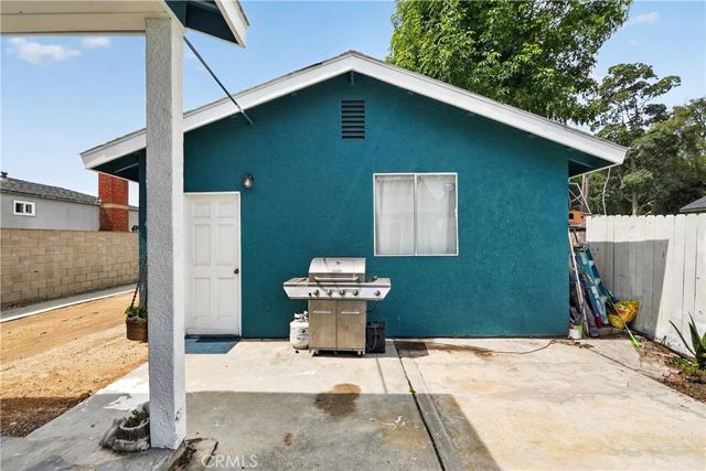 2166 Fashion, Long Beach, CA 90810