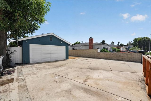 2166 Fashion, Long Beach, CA 90810