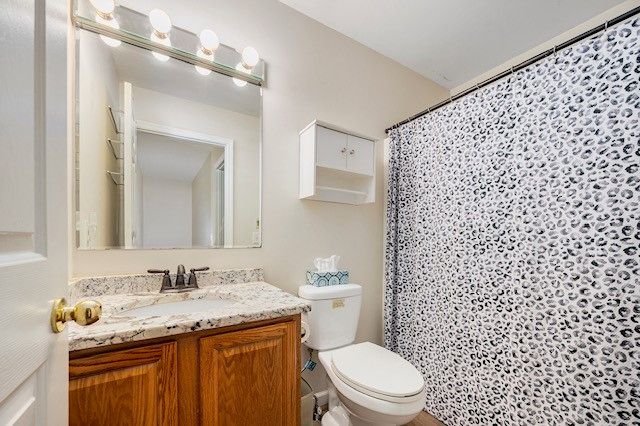 22 Vernon Street B, Providence, RI 02903