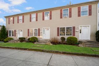 22 Vernon Street B, Providence, RI 02903