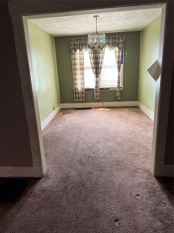 864 RUMSEY Avenue, Erie, PA 16511