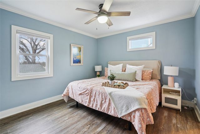 1042 58th Street, Des Moines, IA 50311