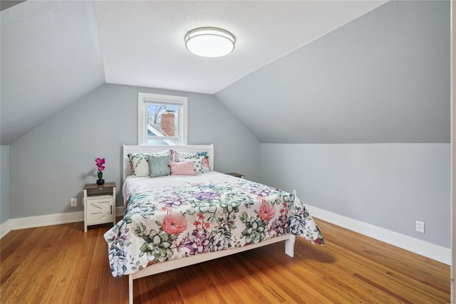 1042 58th Street, Des Moines, IA 50311