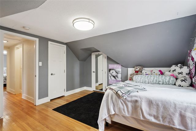 1042 58th Street, Des Moines, IA 50311