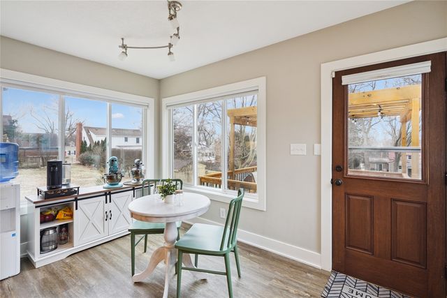 1042 58th Street, Des Moines, IA 50311