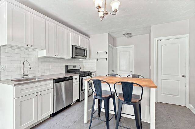509 Union Avenue, Providence, RI 02909
