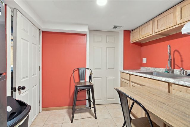 509 Union Avenue, Providence, RI 02909